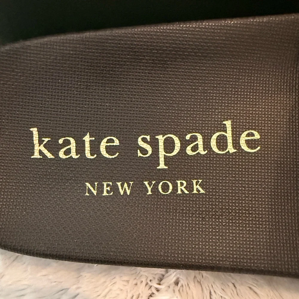 Kate Spade Black and Cream Clover Sandals - Picture 6 of 8